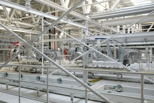 想打螺絲都沒有機(jī)會(huì)？揭秘蔚來F2工廠的“超級(jí)大腦”與“巨量魔方”